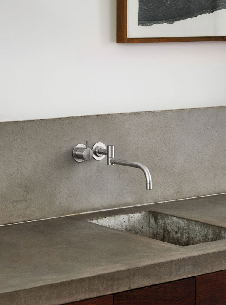131 One Handle Built-In Mixer