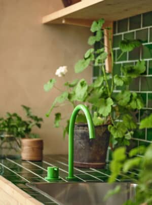 590H One Handle Table Mounted Mixer