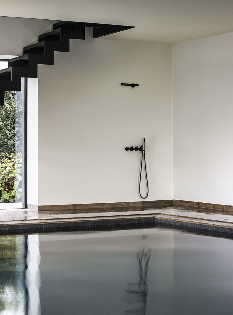 Combi-33 - ¾" Thermostatic Mixer