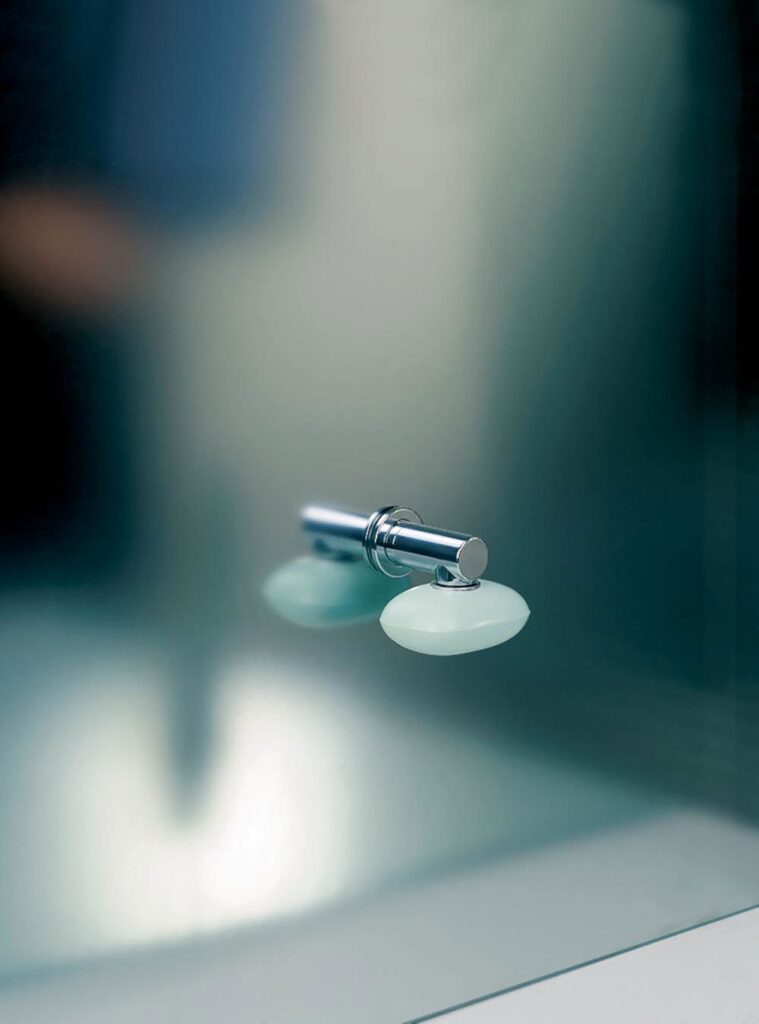T3 Soap Magnet - Wall-Mounted