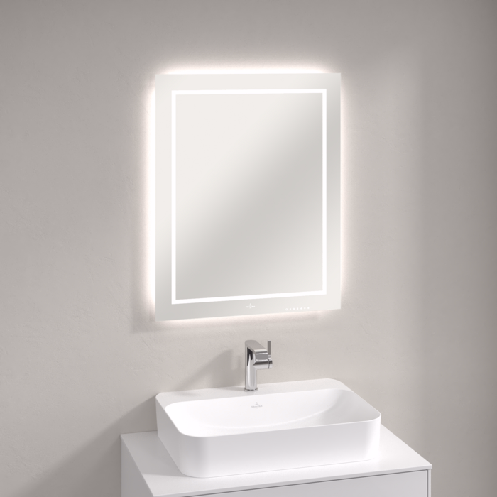 Finion Mirror With Wall Lighting - 600 mm