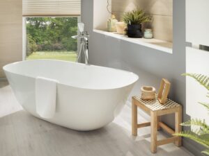 Theano Solo Free-Standing 1550 mm x 750 mm Quaryl®