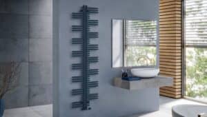 Yucca Symm Chrome Radiator