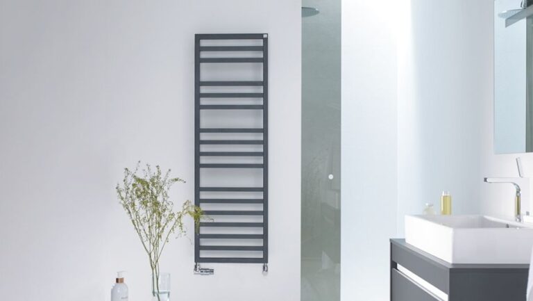 Quaro Spa Heated Towel Rail For Bathrooms