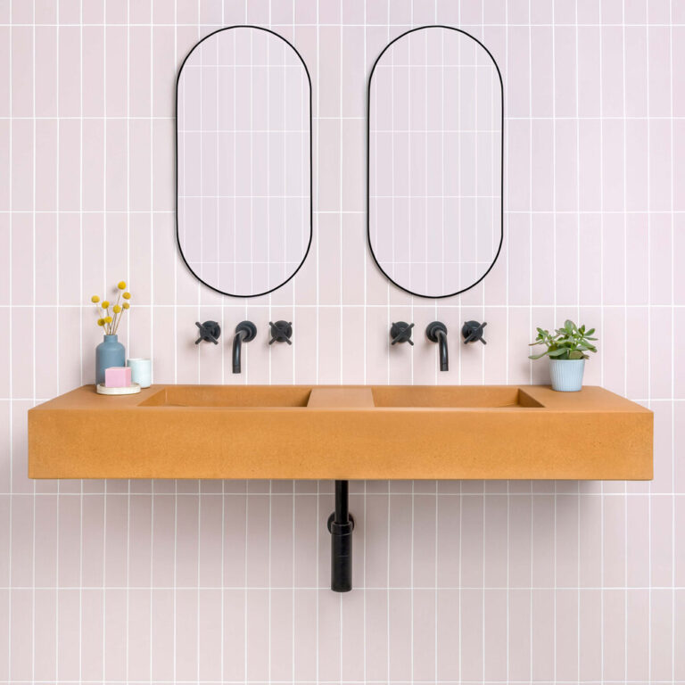 Flor Double No-Taphole Basin