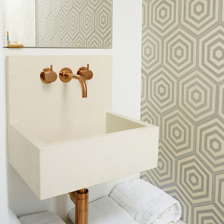 Kern Basin With Integrated Splashback - Image 3