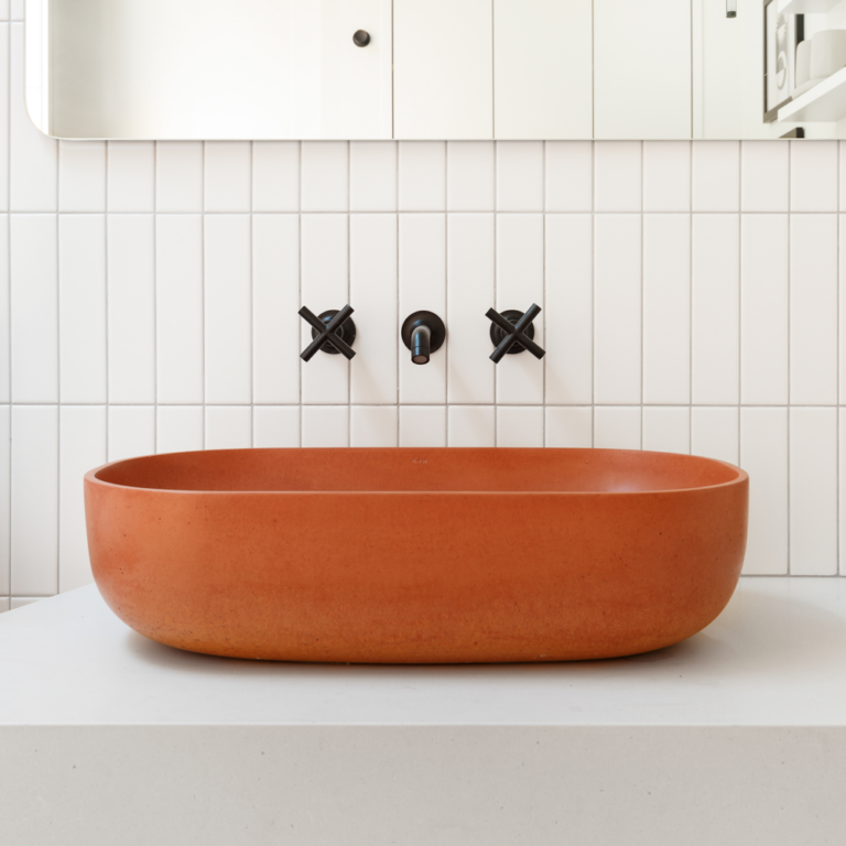Rho Curved Countertop Basin - Image 3