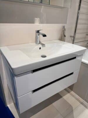 V & B Subway 2 Vanity Unit & Basin With Basin Mixer - ORIGINAL PRICE £2169 - NOW £850
