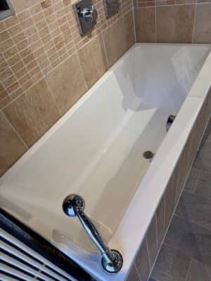 V & B Subway 1700 x 750 Bath - ORIGINAL PRICE £1200 - NOW £400