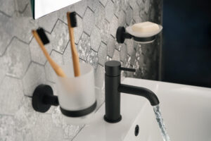 JTP VOS Tumbler Holder - Matt Black