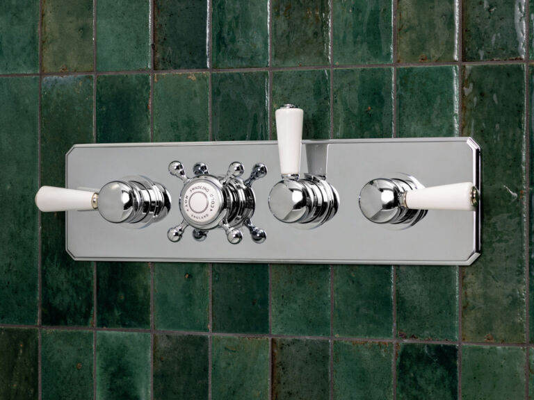 Swadling Invincible Triple Controlled Thermostatic Shower Mixer with Plate