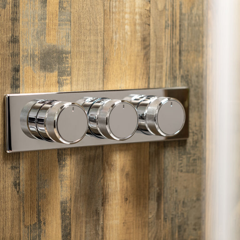 Swadling Engineer Double Controlled Thermostatic Shower Mixer - Image 2