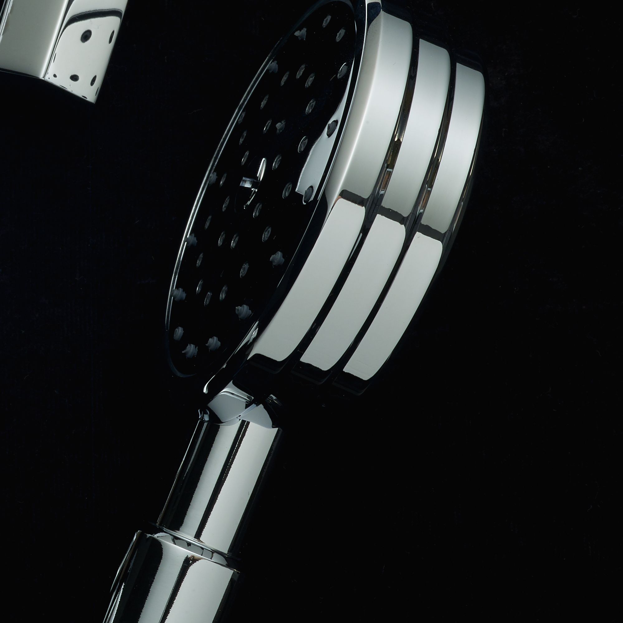 Swadling Illustrious Hand Shower on Wall Station - Image 3